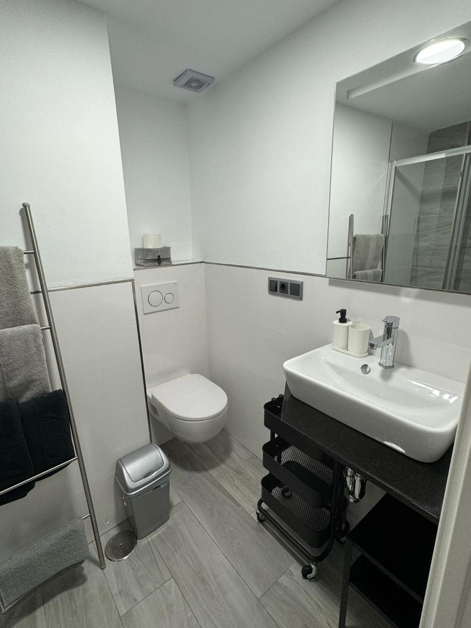 Apartamento 2 Gran8内尔哈 外观 照片